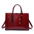 BOLSA FEMININA MODELO NELLY - oi@lojaslovic.com